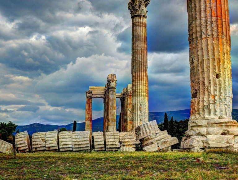 The Statue of Zeus at Olympia: The Lost Wonder of the Ancient World