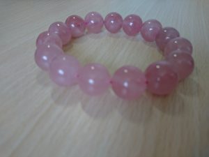 Rose Quartz Meaning and Effects: Japan’s Beloved Pink Love Stone