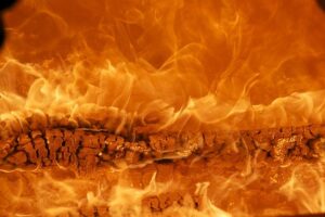 Did the Southeast Wind Really Blow? The Truth Behind the Fire Attack at Red Cliffs