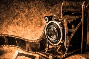 Can You Spot a Ghost Photo by Its Color? Why Red Is Said to Be a Warning Sign