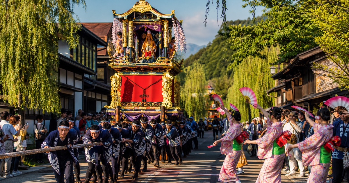 Kakunodate Festival: When Shinto and Buddhism Pull the Same Floats